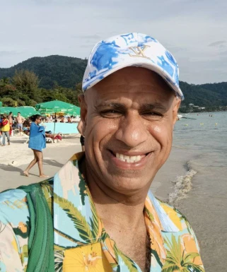 Foreign men for dating