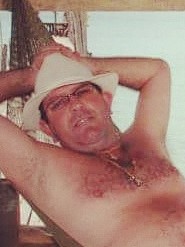 English men looking for love