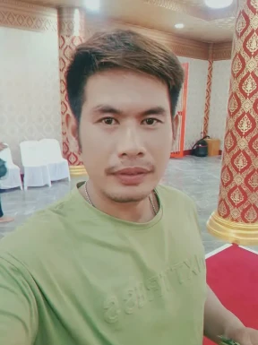 Foreign men for dating