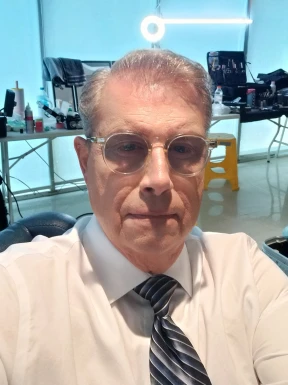 Foreign men for dating