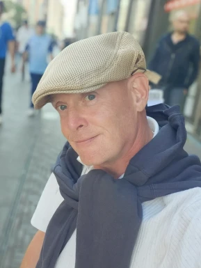 Foreign men for dating