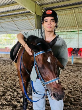 Foreign men for dating