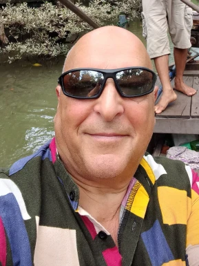 Foreign men for dating