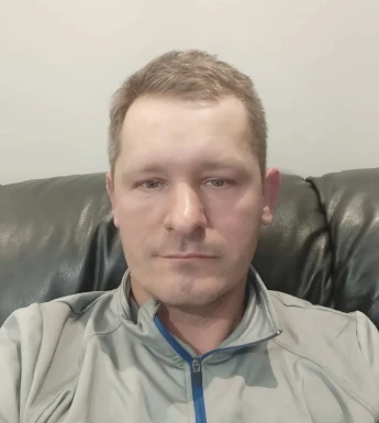 <span>Marek, 42</span>&nbsp;<span style='width: 25px; height: 16px; float: right; background-image: url(/bitmaps/flags_small/PL.PNG)'>&nbsp;</span><br><span>Wroclaw, Poland</span>&nbsp;<input type='button' class='joinbtn' style='float: right' value='JOIN NOW' />