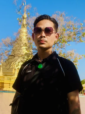 Foreign men for dating