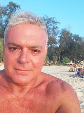 Foreign men for dating