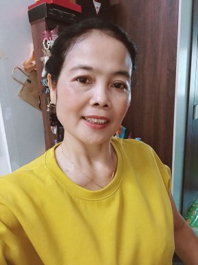 <span>ฐิตาภรณ์, 50</span>&nbsp;<span style='width: 25px; height: 16px; float: right; background-image: url(/bitmaps/flags_small/TH.PNG)'>&nbsp;</span><br><span>Hua Hin, Таїланд</span>&nbsp;<input type='button' class='joinbtn' style='float: right' value='JOIN NOW' />