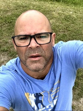 Canadian men looking for love