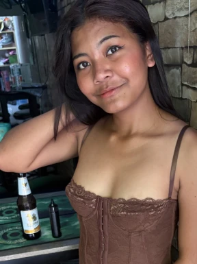 Thai girl for dating
