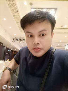 Foreign men for dating