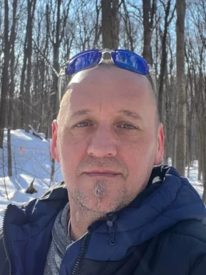 Canadian men looking for love