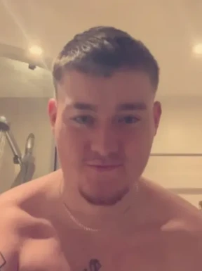 English men looking for love