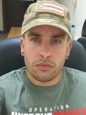 English men looking for love