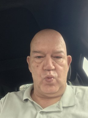 <span>Erik, 58</span>&nbsp;<span style='width: 25px; height: 16px; float: right; background-image: url(/bitmaps/flags_small/NL.PNG)'>&nbsp;</span><br><span>Zoetermeer, Netherlands</span>&nbsp;<input type='button' class='joinbtn' style='float: right' value='JOIN NOW' />