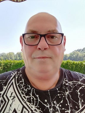 Foreign men for dating